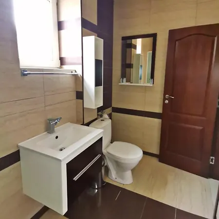 Twins Palace Апарт-отель 3*