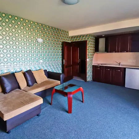 Twins Palace 3* Святые Константин и Елена