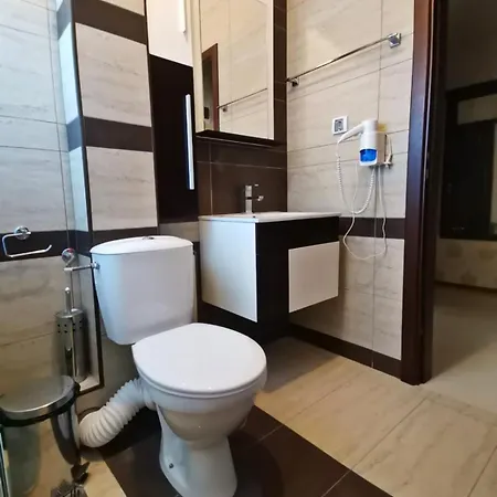 Апарт-отель Twins Palace 3*