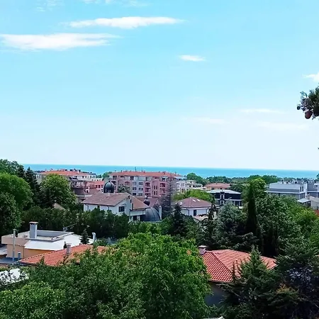 Апарт-отель Twins Palace