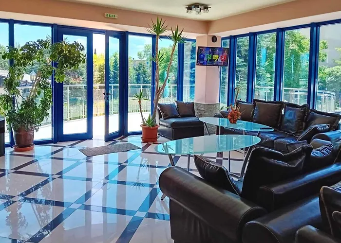 Twins Palace Szent Konstantin és Elena