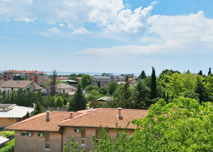 Twins Palace Apartmanhotel 3*