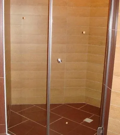 Aparthotel Twins Palace 3*