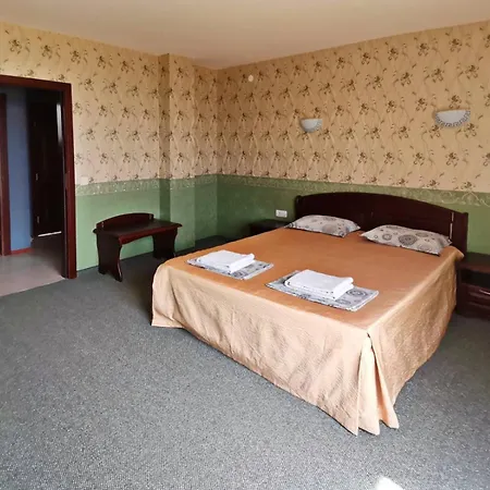 Aparthotel Twins Palace 3*