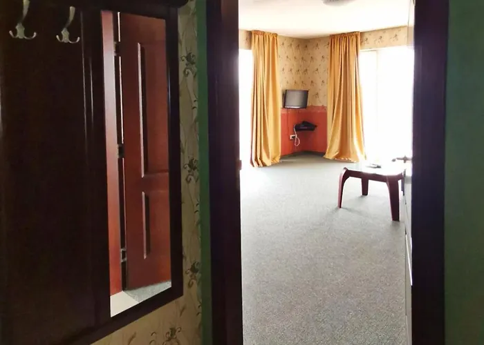 Twins Palace St Constantin et Helena