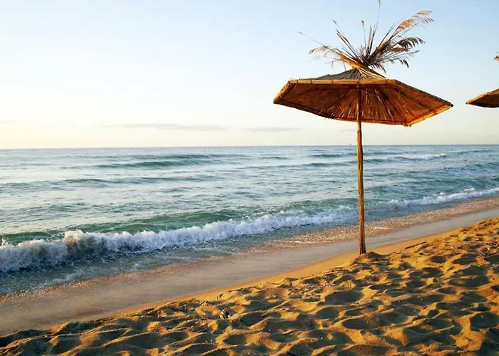 Twins Palace Aparthotel