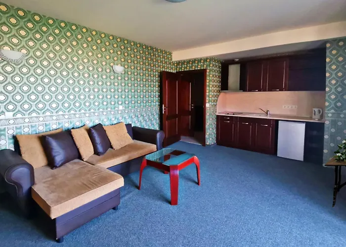 Twins Palace 3* Saints Constantine and Helena